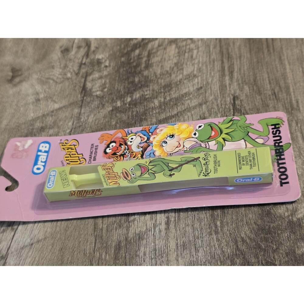Vintage New 80s Oral-B Toothbrush Jim Henson's Muppets Kermit Frog 1985 RARE - Picture 4 of 6